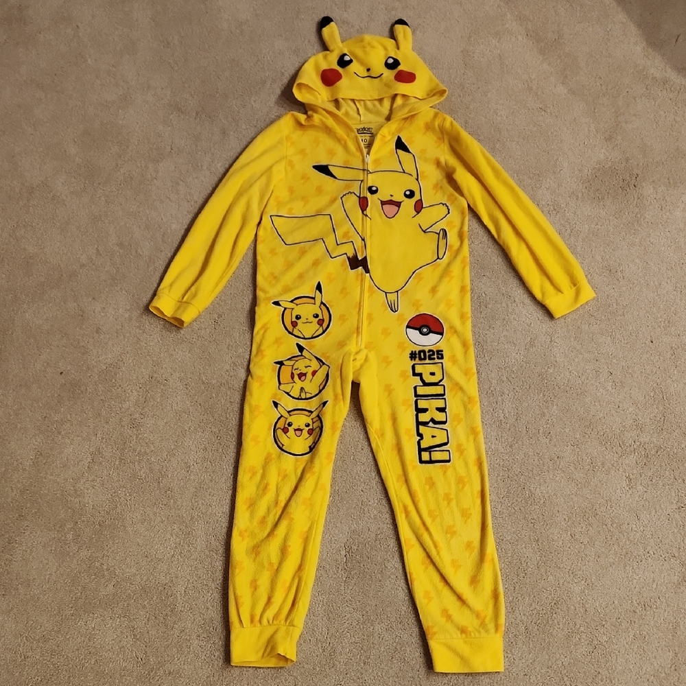 Pokemon Pikachu Yellow Kids Hooded Zip Up Pajamas Size 10